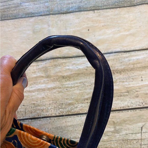 Beautiful 90’s tooled leather colorful elephant pattern hand purse. - Picture 12 of 15